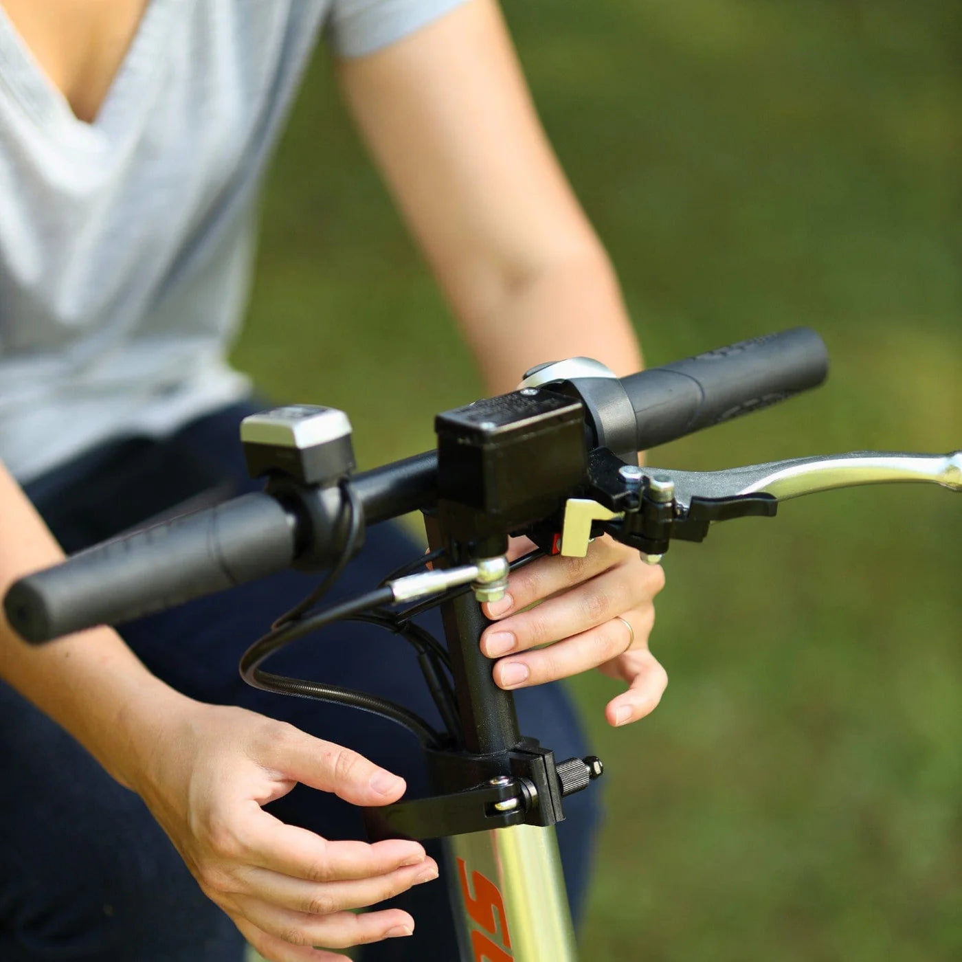 SuperHandy Tugger Tow Scooter GUO133