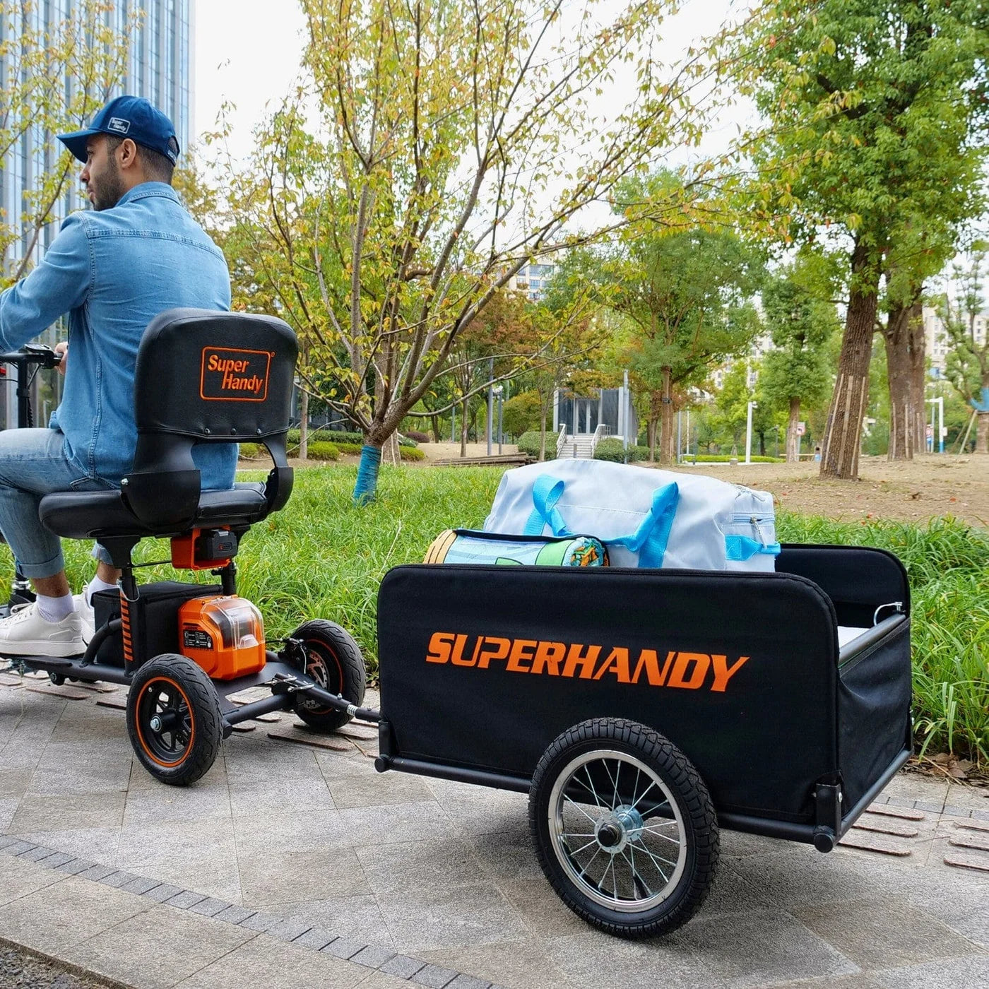 SuperHandy Explorer Heavy Duty 4-Wheel Mobility Scooter + Extra Battery GUT161