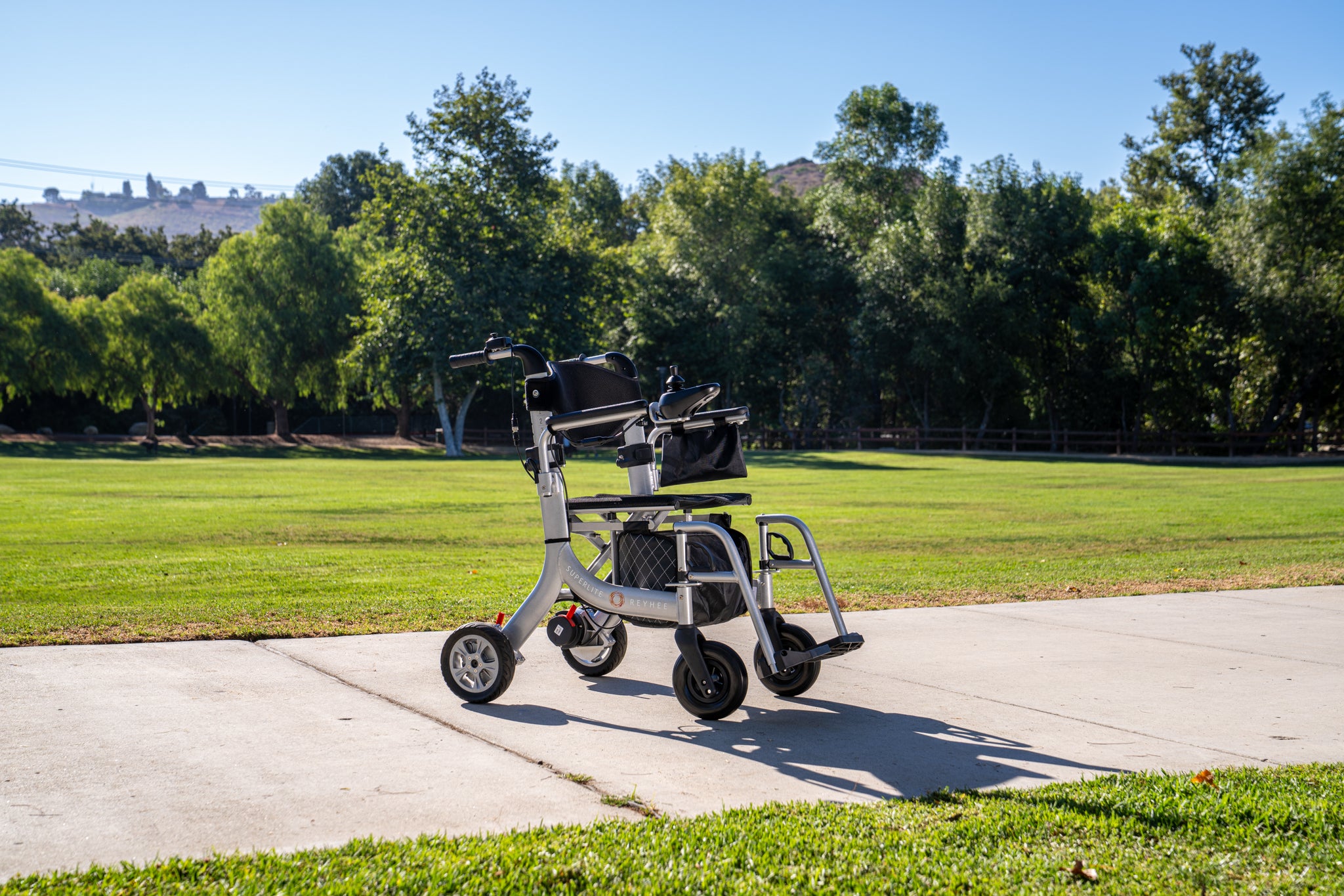 Reyhee Superlite 3-in-1 Electric Foldable Wheelchair XW-LY001-A