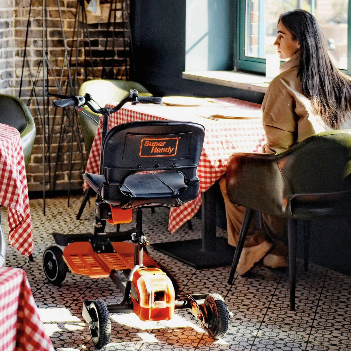 SuperHandy Passport Pro Foldable 4-Wheel Mobility Scooter + Extra Battery GUT164|GUT165